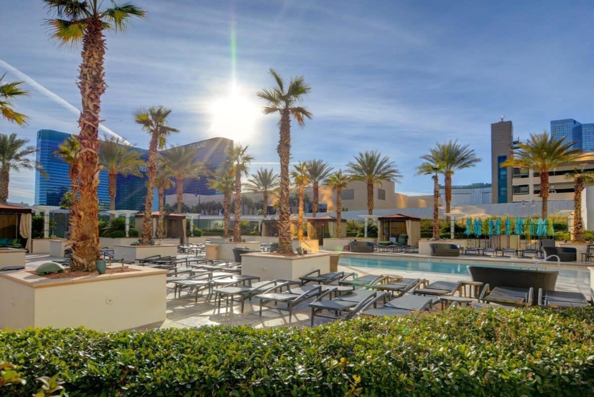 Mgm Signature-24-709 Strip View Jacuzzi Studio Λας Βέγκας Εξωτερικό φωτογραφία