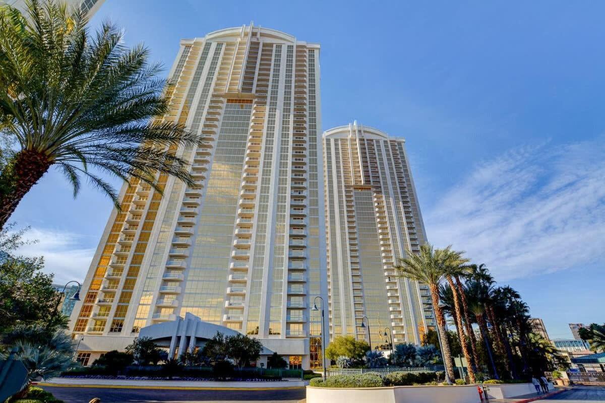 Mgm Signature-24-709 Strip View Jacuzzi Studio Λας Βέγκας Εξωτερικό φωτογραφία